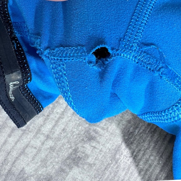 Lululemon Pace Setter Skirt in Black/ Cornflower/Inkwell [BB119] - Picture 11 of 11